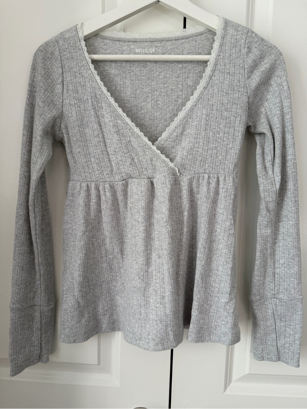 Hollister Light Gray Ribbed Lace-Trim Wrap Long Sleeve Top